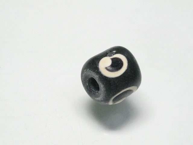 | TOKO-BEADS |T578-31 ジャワ希少とんぼ玉 8mmとんぼ玉,ビーズ,トンボ玉,アジア,インド,エスニック,手作り,パーツ,アクセサリー