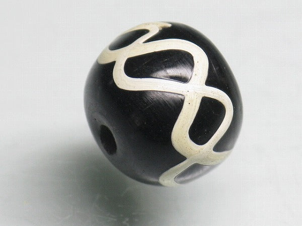 TOKO-BEADS T578-34 Lampwork glass bead 13mm T578-34 ジャワ希少とんぼ玉 13mmLoose Kazuri カズリビーズ Asian bead & African bead  Handmade,Lampeork,bead,asia,india,ethnic,parts,accessory,beads とんぼ玉,ビーズ,トンボ玉,アジア,インド,エスニック,手作り,パーツ,アクセサリー