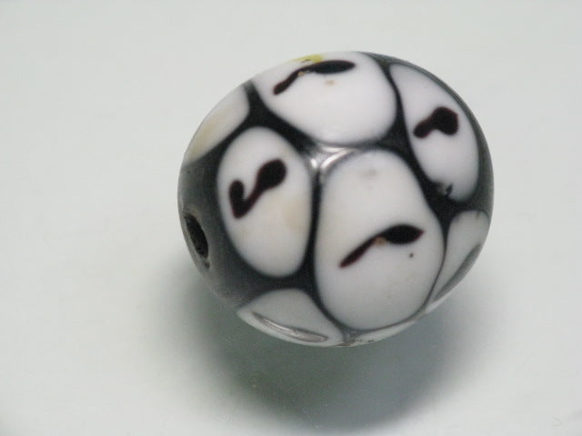 TOKO-BEADS T578-56 Lampwork glass bead 18mm T578-56 ジャワ希少とんぼ玉 18mmLoose Kazuri カズリビーズ Asian bead & African bead  Handmade,Lampeork,bead,asia,india,ethnic,parts,accessory,beads とんぼ玉,ビーズ,トンボ玉,アジア,インド,エスニック,手作り,パーツ,アクセサリー