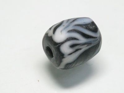 TOKO-BEADS T578-81 Lampwork glass bead 11mm T578-81 ジャワ希少とんぼ玉 11mmLoose Kazuri カズリビーズ Asian bead & African bead  Handmade,Lampeork,bead,asia,india,ethnic,parts,accessory,beads とんぼ玉,ビーズ,トンボ玉,アジア,インド,エスニック,手作り,パーツ,アクセサリー