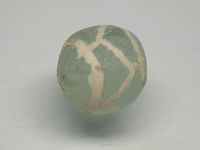 TOKO-BEADS T580-02 Afgan Antique Mountain Glass 15mm T580-02 アフガンアンティークマウンテングラス 15mmLoose Kazuri カズリビーズ Asian bead & African bead  Handmade,Lampeork,bead,asia,india,ethnic,parts,accessory,beads とんぼ玉,ビーズ,トンボ玉,アジア,インド,エスニック,手作り,パーツ,アクセサリー