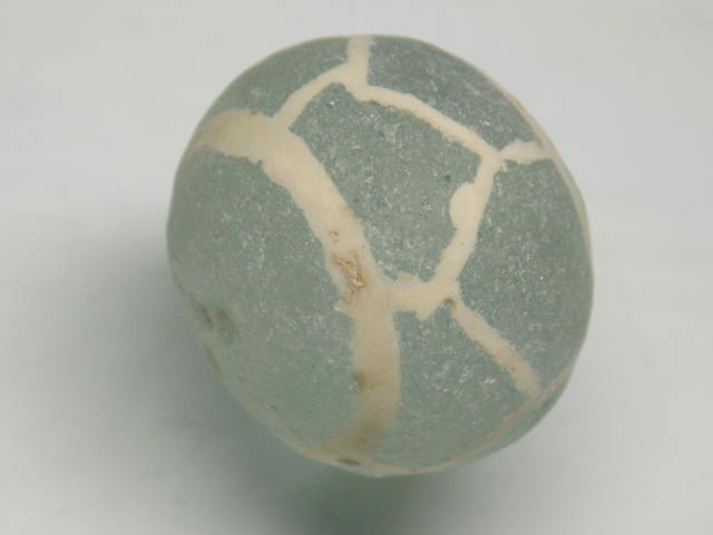 TOKO-BEADS T580-15 Afgan Antique Mountain Glass 21mm T580-15 アフガンアンティークマウンテングラス 21mmLoose Kazuri カズリビーズ Asian bead & African bead  Handmade,Lampeork,bead,asia,india,ethnic,parts,accessory,beads とんぼ玉,ビーズ,トンボ玉,アジア,インド,エスニック,手作り,パーツ,アクセサリー