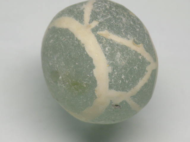 TOKO-BEADS T580-24 Afgan Antique Mountain Glass 21mm T580-24 アフガンアンティークマウンテングラス 21mmLoose Kazuri カズリビーズ Asian bead & African bead  Handmade,Lampeork,bead,asia,india,ethnic,parts,accessory,beads とんぼ玉,ビーズ,トンボ玉,アジア,インド,エスニック,手作り,パーツ,アクセサリー