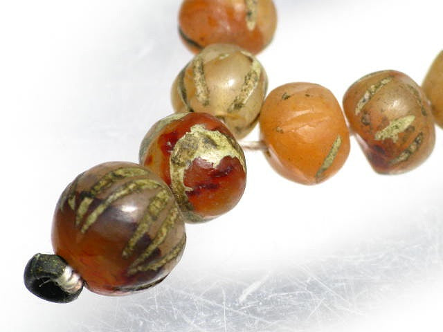 TOKO-BEADS T580-36 Afgan Agate (strand) 5~9mm T580-36 アフガンアンティークエッチドアゲイト（連） 5~9mm Asian bead & African bead  Handmade,Lampeork,bead,asia,india,ethnic,parts,accessory,beads とんぼ玉,ビーズ,トンボ玉,アジア,インド,エスニック,手作り,パーツ,アクセサリー