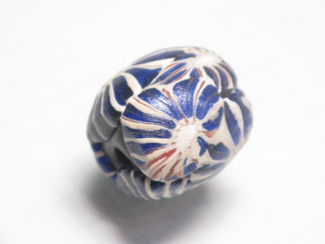 TOKO-BEADS T586-03 Lampwork glass bead 16mm T586-03 ジャワ希少ビーズ 16mmLoose Kazuri カズリビーズ Asian bead & African bead  Handmade,Lampeork,bead,asia,india,ethnic,parts,accessory,beads とんぼ玉,ビーズ,トンボ玉,アジア,インド,エスニック,手作り,パーツ,アクセサリー