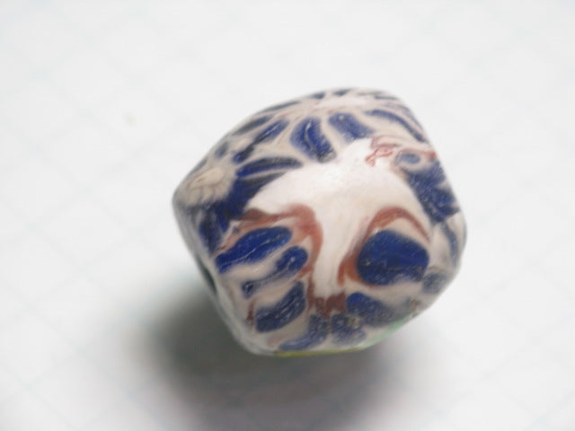 TOKO-BEADS T586-05 Lampwork glass bead 16mm T586-05 ジャワ希少ビーズ 16mmLoose Kazuri カズリビーズ Asian bead & African bead  Handmade,Lampeork,bead,asia,india,ethnic,parts,accessory,beads とんぼ玉,ビーズ,トンボ玉,アジア,インド,エスニック,手作り,パーツ,アクセサリー