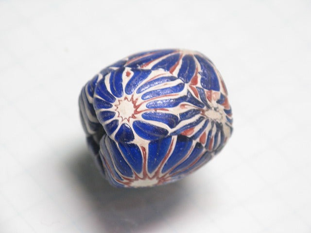TOKO-BEADS T586-18 Lampwork glass bead 16mm T586-18 ジャワ希少ビーズ 16mm Asian bead & African bead  Handmade,Lampeork,bead,asia,india,ethnic,parts,accessory,beads とんぼ玉,ビーズ,トンボ玉,アジア,インド,エスニック,手作り,パーツ,アクセサリー