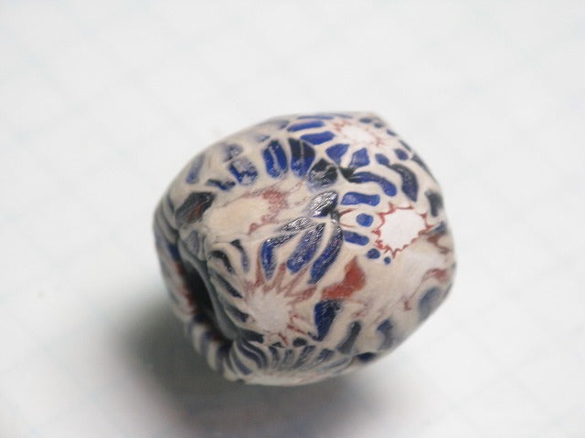 TOKO-BEADS T586-19 Lampwork glass bead 16mm T586-19 ジャワ希少ビーズ 16mm Asian bead & African bead  Handmade,Lampeork,bead,asia,india,ethnic,parts,accessory,beads とんぼ玉,ビーズ,トンボ玉,アジア,インド,エスニック,手作り,パーツ,アクセサリー
