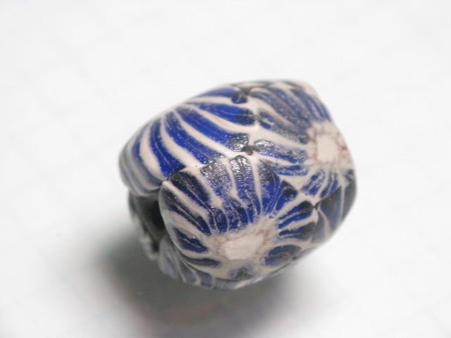 TOKO-BEADS T586-21 Lampwork glass bead 16mm T586-21 ジャワ希少ビーズ 16mm Asian bead & African bead  Handmade,Lampeork,bead,asia,india,ethnic,parts,accessory,beads とんぼ玉,ビーズ,トンボ玉,アジア,インド,エスニック,手作り,パーツ,アクセサリー