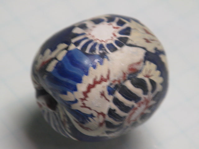TOKO-BEADS T587-22 Lampwork glass bead 21mm T587-22 ジャワ希少ビーズ 21mmLoose Kazuri カズリビーズ Asian bead & African bead  Handmade,Lampeork,bead,asia,india,ethnic,parts,accessory,beads とんぼ玉,ビーズ,トンボ玉,アジア,インド,エスニック,手作り,パーツ,アクセサリー