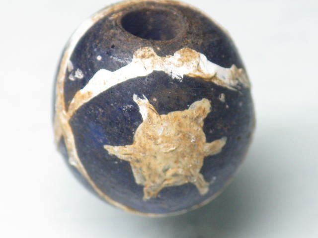 TOKO-BEADS T588-02 Manik Burung(blue) 16mm T588-02 マニックブルン（鳥玉/ブルー） 16mm Asian bead & African bead  Handmade,Lampeork,bead,asia,india,ethnic,parts,accessory,beads とんぼ玉,ビーズ,トンボ玉,アジア,インド,エスニック,手作り,パーツ,アクセサリー