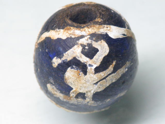 TOKO-BEADS T588-02 Manik Burung(blue) 16mm T588-02 マニックブルン（鳥玉/ブルー） 16mmLoose Kazuri カズリビーズ Asian bead & African bead  Handmade,Lampeork,bead,asia,india,ethnic,parts,accessory,beads とんぼ玉,ビーズ,トンボ玉,アジア,インド,エスニック,手作り,パーツ,アクセサリー