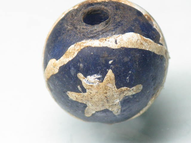 TOKO-BEADS T588-06 Manik Burung(blue) 16mm T588-06 マニックブルン（鳥玉/ブルー） 16mm Asian bead & African bead  Handmade,Lampeork,bead,asia,india,ethnic,parts,accessory,beads とんぼ玉,ビーズ,トンボ玉,アジア,インド,エスニック,手作り,パーツ,アクセサリー