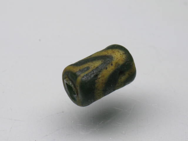 TOKO-BEADS T602-71 Lampwork glass bead 7mm T602-71 ジャワ希少とんぼ玉 7mm Asian bead & African bead  Handmade,Lampeork,bead,asia,india,ethnic,parts,accessory,beads とんぼ玉,ビーズ,トンボ玉,アジア,インド,エスニック,手作り,パーツ,アクセサリー