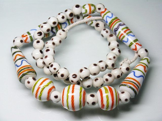 | TOKO-BEADS |T607-01 ジャワ希少ビーズ（連） 8~19mmとんぼ玉,ビーズ,トンボ玉,アジア,インド,エスニック,手作り,パーツ,アクセサリー