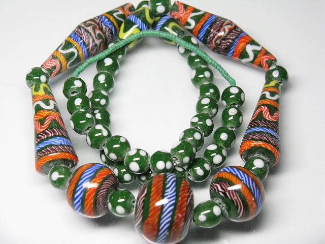 TOKO-BEADS T607-04 Lampwork glass bead (strand) 8~19mm T607-04 ジャワ希少ビーズ（連） 8~19mm Asian bead & African bead  Handmade,Lampeork,bead,asia,india,ethnic,parts,accessory,beads とんぼ玉,ビーズ,トンボ玉,アジア,インド,エスニック,手作り,パーツ,アクセサリー
