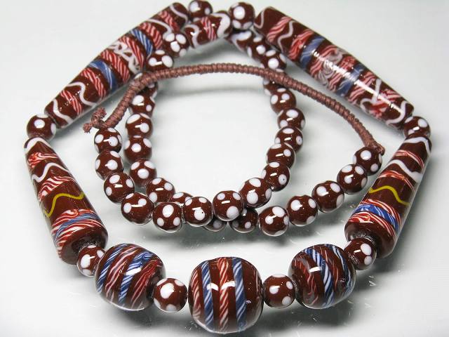 | TOKO-BEADS |T607-06 ジャワ希少ビーズ（連） 8~19mmとんぼ玉,ビーズ,トンボ玉,アジア,インド,エスニック,手作り,パーツ,アクセサリー