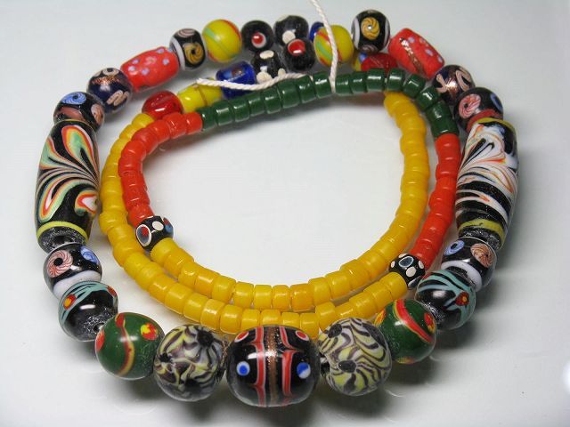 | TOKO-BEADS |T609-02 ジャワ希少ビーズ（連） 6~14mmとんぼ玉,ビーズ,トンボ玉,アジア,インド,エスニック,手作り,パーツ,アクセサリー