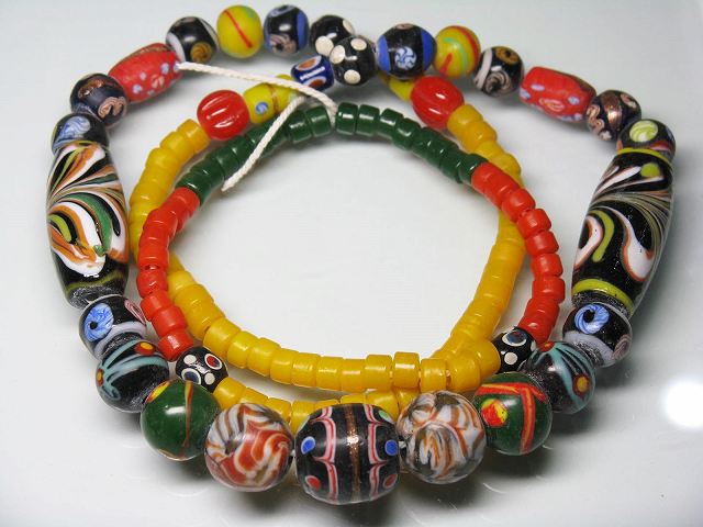 TOKO-BEADS T609-04 Lampwork glass bead (strand) 6~14mm T609-04 ジャワ希少ビーズ（連） 6~14mm Asian bead & African bead  Handmade,Lampeork,bead,asia,india,ethnic,parts,accessory,beads とんぼ玉,ビーズ,トンボ玉,アジア,インド,エスニック,手作り,パーツ,アクセサリー