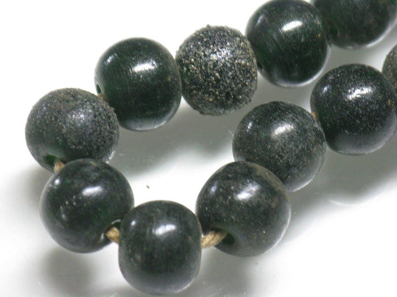 TOKO-BEADS T718N-03 Lampwork glass bead (strand) 11.5mm T718N-03 ジャワ希少とんぼ玉（連） 11.5mm Asian bead & African bead  Handmade,Lampeork,bead,asia,india,ethnic,parts,accessory,beads とんぼ玉,ビーズ,トンボ玉,アジア,インド,エスニック,手作り,パーツ,アクセサリー
