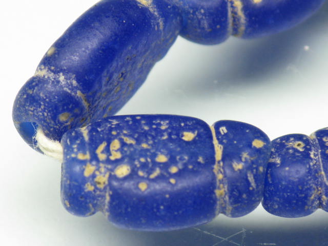 TOKO-BEADS T718N-18 Lampwork glass bead (strand) 8~10mm T718N-18 ジャワ希少とんぼ玉（連） 8~10mm Asian bead & African bead  Handmade,Lampeork,bead,asia,india,ethnic,parts,accessory,beads とんぼ玉,ビーズ,トンボ玉,アジア,インド,エスニック,手作り,パーツ,アクセサリー