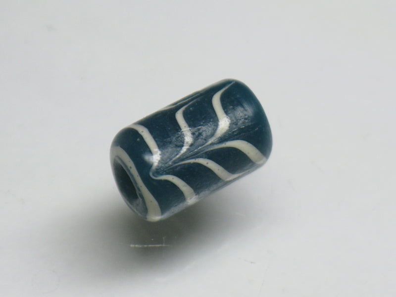 TOKO-BEADS T727-57 Lampwork glass bead 7mm T727-57 ジャワ希少とんぼ玉 7mm Asian bead & African bead  Handmade,Lampeork,bead,asia,india,ethnic,parts,accessory,beads とんぼ玉,ビーズ,トンボ玉,アジア,インド,エスニック,手作り,パーツ,アクセサリー