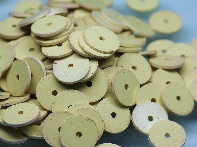TOKO-BEADS T801P-08 Vinyl Record bead (8g) 8mm T801P-08 ビニールレコードビーズ（8gパック） 8mm Asian bead & African bead  Handmade,Lampeork,bead,asia,india,ethnic,parts,accessory,beads とんぼ玉,ビーズ,トンボ玉,アジア,インド,エスニック,手作り,パーツ,アクセサリー