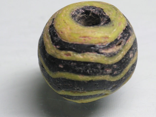 TOKO-BEADS T804-20 African Glass bead 19mm T804-20 アフリカとんぼ玉 19mm Asian bead & African bead  Handmade,Lampeork,bead,asia,india,ethnic,parts,accessory,beads とんぼ玉,ビーズ,トンボ玉,アジア,インド,エスニック,手作り,パーツ,アクセサリー