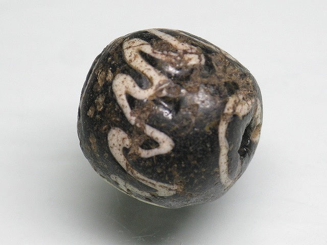 TOKO-BEADS T804-28 African Glass bead 16mm T804-28 アフリカとんぼ玉 16mm Asian bead & African bead  Handmade,Lampeork,bead,asia,india,ethnic,parts,accessory,beads とんぼ玉,ビーズ,トンボ玉,アジア,インド,エスニック,手作り,パーツ,アクセサリー
