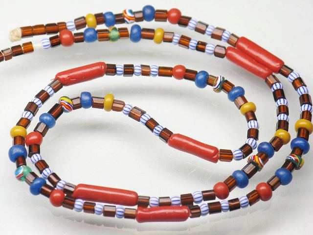 | TOKO-BEADS |T804N-91 アフリカとんぼ玉 0mmとんぼ玉,ビーズ,トンボ玉,アジア,インド,エスニック,手作り,パーツ,アクセサリー