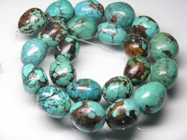 TOKO-BEADS TQ099-01N Turquoise bead (strand) 12~16mm TQ099-01N ターコイズビーズ（連） 12~16mm Asian bead & African bead  Handmade,Lampeork,bead,asia,india,ethnic,parts,accessory,beads とんぼ玉,ビーズ,トンボ玉,アジア,インド,エスニック,手作り,パーツ,アクセサリー